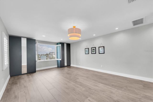 303 BATH CLUB BOULEVARD N, North Redington Beach, FL 33708