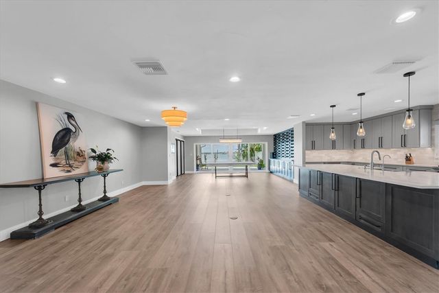 303 BATH CLUB BOULEVARD N, North Redington Beach, FL 33708