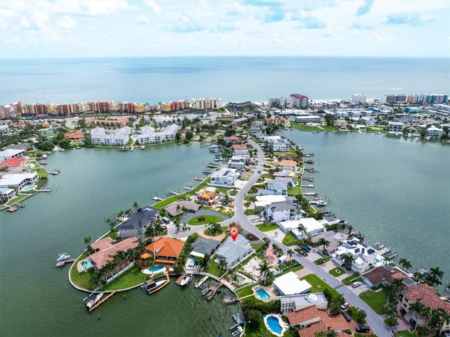 303 N BATH CLUB BOULEVARD N, North Redington Beach, FL 33708
