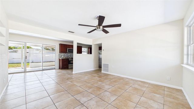 4418 W FAIRVIEW HEIGHTS, Tampa, FL 33616