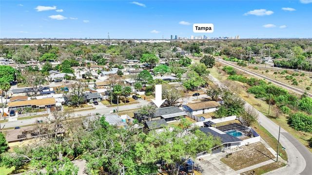 4418 W FAIRVIEW HEIGHTS, Tampa, FL 33616