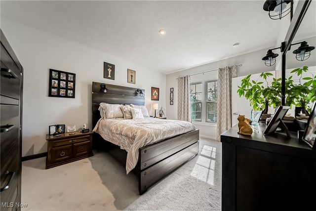 34691 Legends Way, Grafton, OH 44044