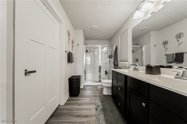 34691 Legends Way, Grafton, OH 44044