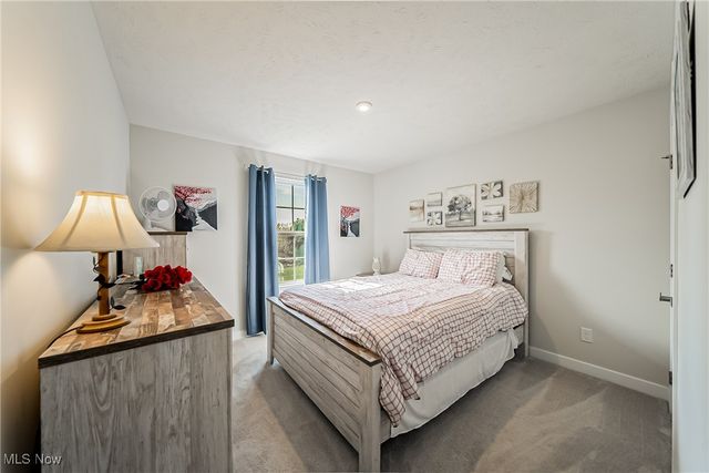 34691 Legends Way, Grafton, OH 44044