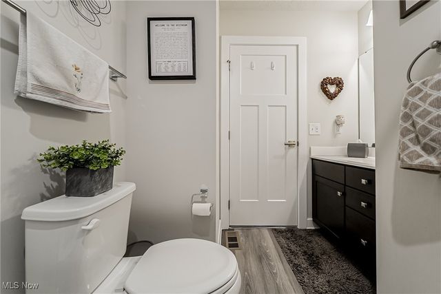 34691 Legends Way, Grafton, OH 44044