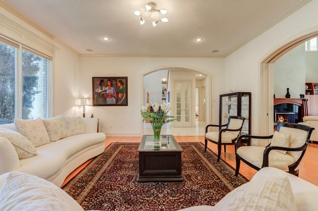 1914 Aberdeen Avenue, Lubbock, TX 79407