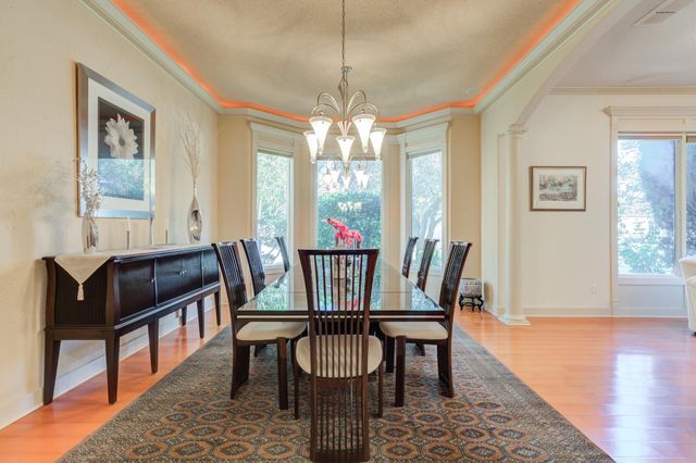 1914 Aberdeen Avenue, Lubbock, TX 79407