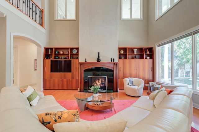 1914 Aberdeen Avenue, Lubbock, TX 79407