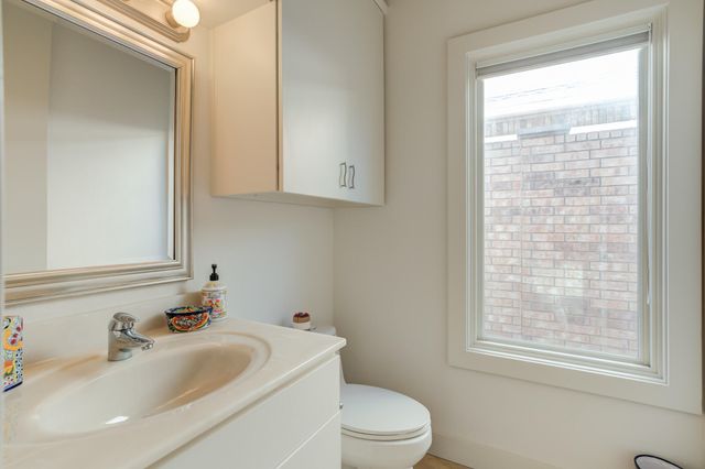 1914 Aberdeen Avenue, Lubbock, TX 79407