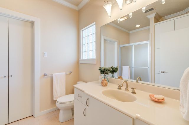 1914 Aberdeen Avenue, Lubbock, TX 79407