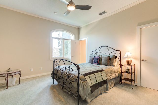 1914 Aberdeen Avenue, Lubbock, TX 79407