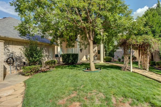 1914 Aberdeen Avenue, Lubbock, TX 79407