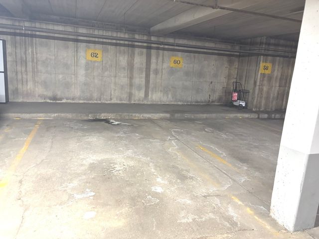 5101 Carriageway Drive 201, Rolling Meadows, IL 60008