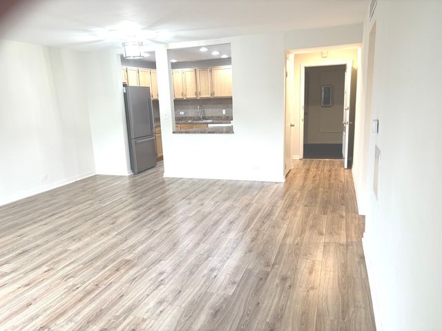 5101 Carriageway Drive 201, Rolling Meadows, IL 60008