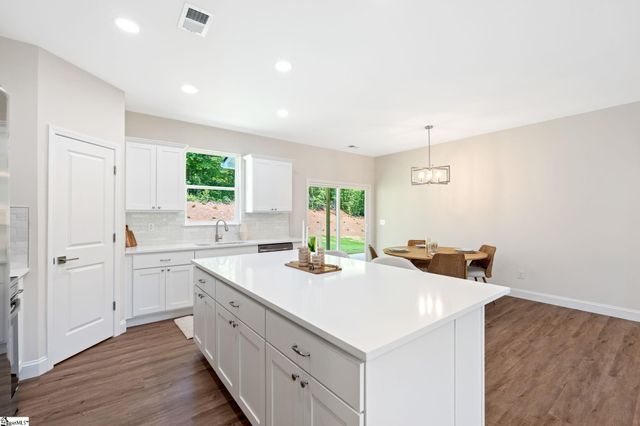 946 Tubbs Mountain Road, Travelers Rest, SC 29690