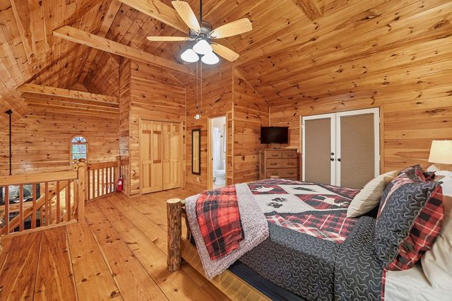 330 Skyview Drive, Ellijay, GA 30536