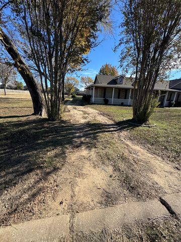 3916 Shepherd, Balch Springs, TX 75180