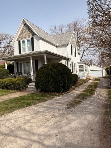 312 E Harrison Street, Granville, IL 61326