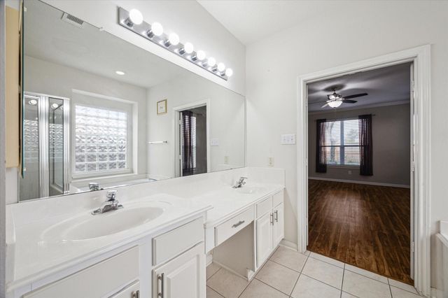 4318 Chestnut Grove, League City, TX 77573