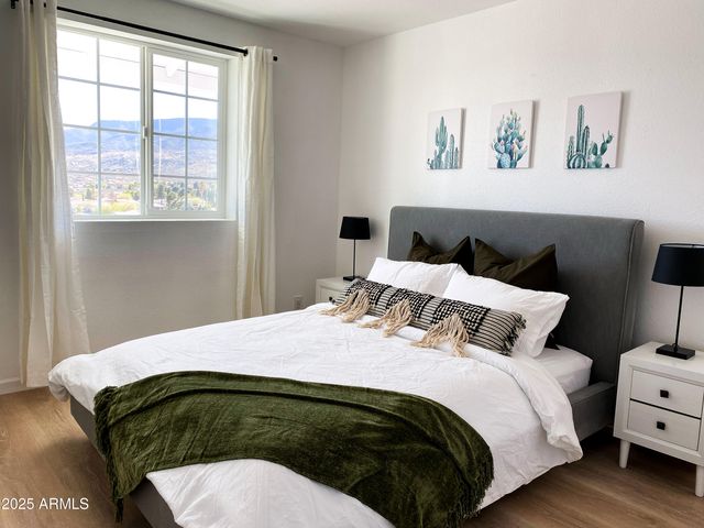 900 Rabbit Run Run, Clarkdale, AZ 86324