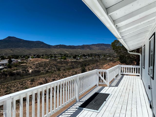 900 Rabbit Run Run, Clarkdale, AZ 86324