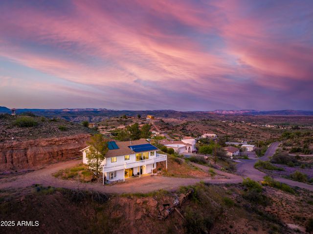 900 Rabbit Run Run, Clarkdale, AZ 86324