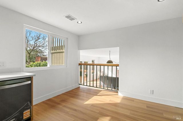 106 Kerry Ct, Vacaville, CA 95687