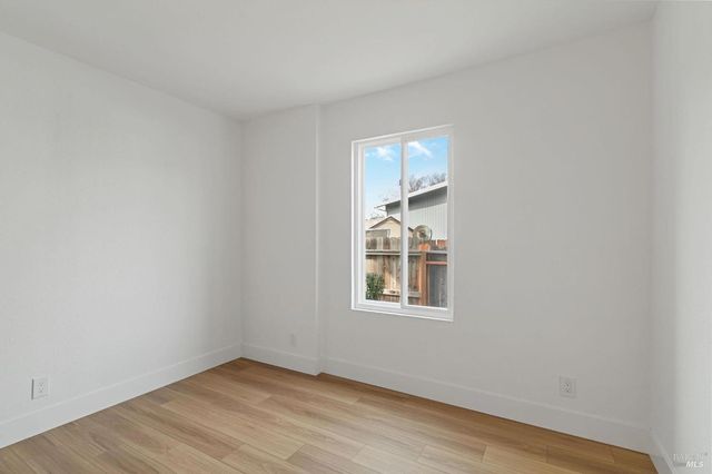 106 Kerry Ct, Vacaville, CA 95687