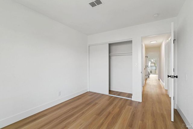 106 Kerry Ct, Vacaville, CA 95687