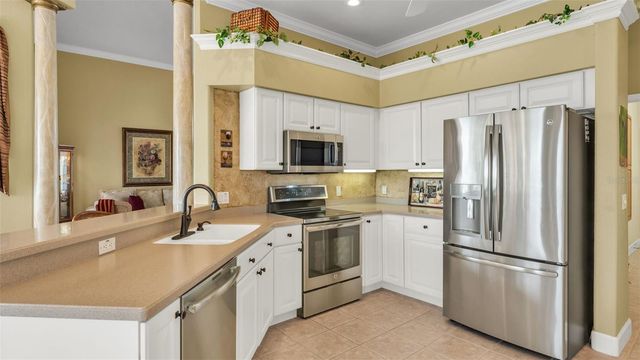 2767 HUNTINGTON HILLS DRIVE, Lakeland, FL 33810