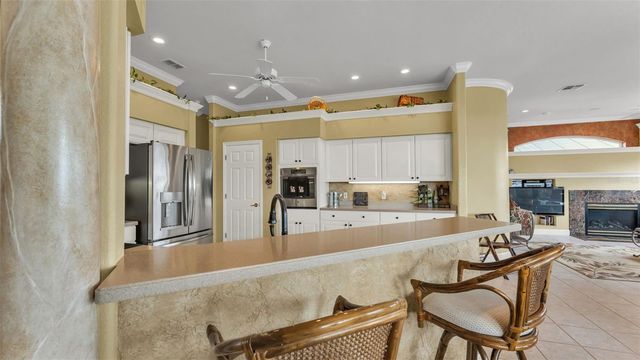 2767 HUNTINGTON HILLS DRIVE, Lakeland, FL 33810