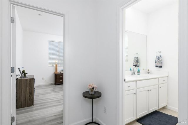 567 Coneflower St, Vacaville, CA 95687