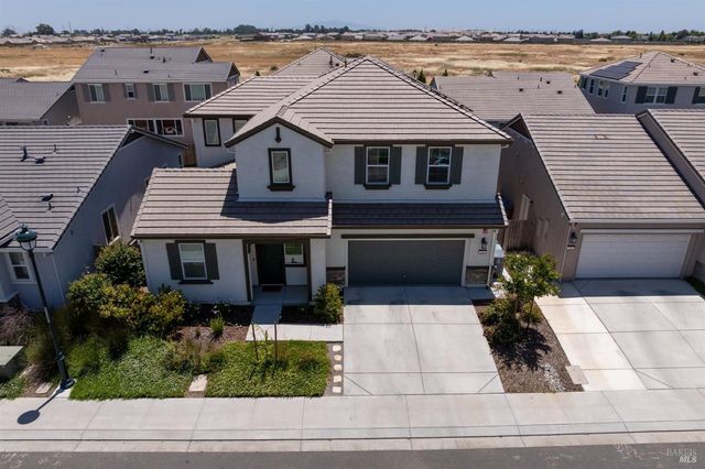 567 Coneflower St, Vacaville, CA 95687