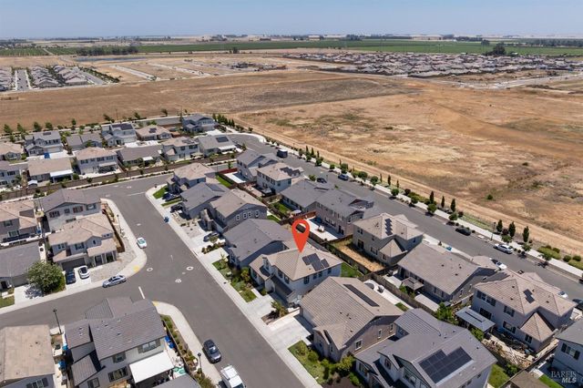 567 Coneflower St, Vacaville, CA 95687