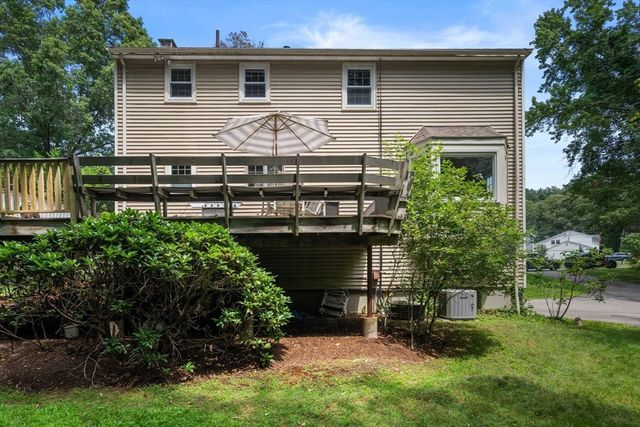 11 Bacon Rd, Framingham, MA 01701