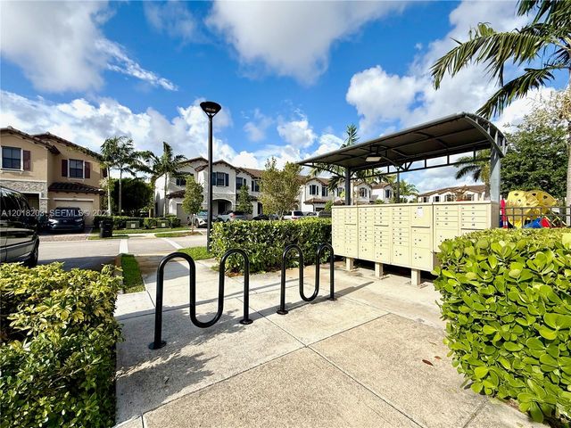 5408 SW 14th Court, North Lauderdale, FL 33068