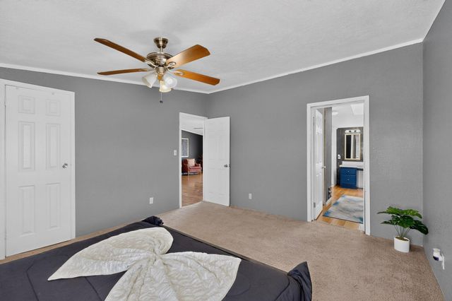 21 Valencia Drive, Los Lunas, NM 87031