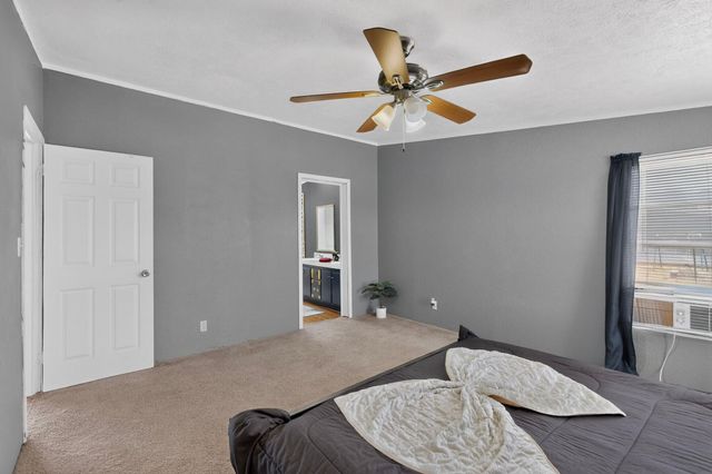 21 Valencia Drive, Los Lunas, NM 87031