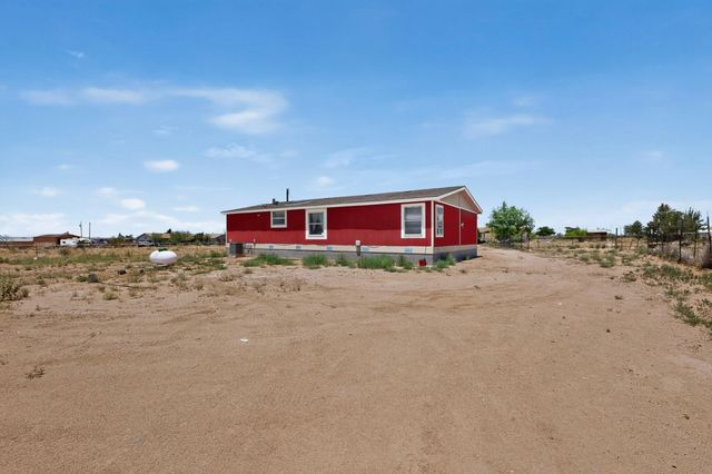 21 Valencia Drive, Los Lunas, NM 87031