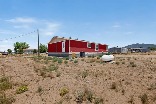 21 Valencia Drive, Los Lunas, NM 87031