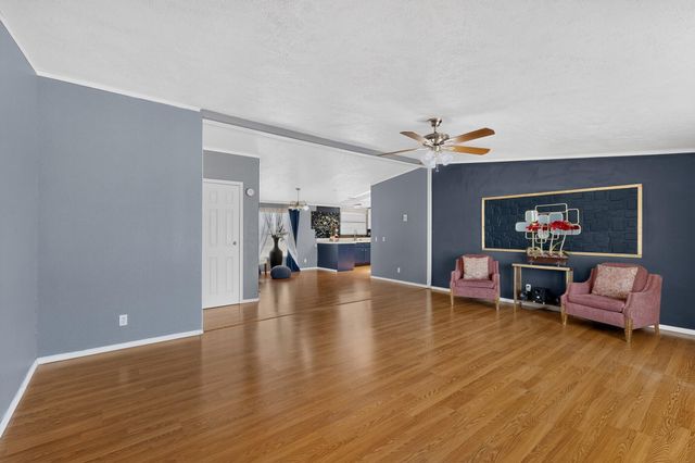 21 Valencia Drive, Los Lunas, NM 87031