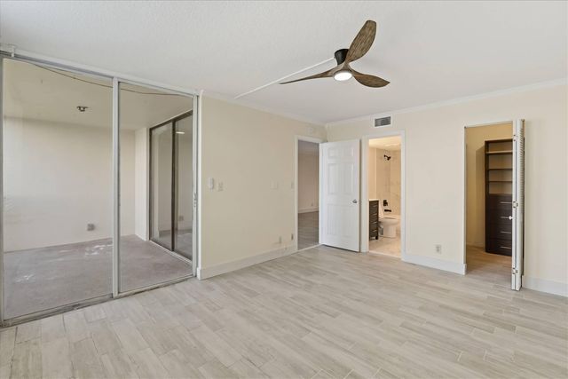 115 Lake Emerald Drive 304, Oakland Park, FL 33309