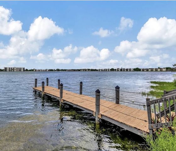 115 Lake Emerald Drive 304, Oakland Park, FL 33309