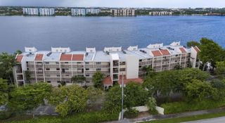 115 Lake Emerald Drive 304, Oakland Park, FL 33309