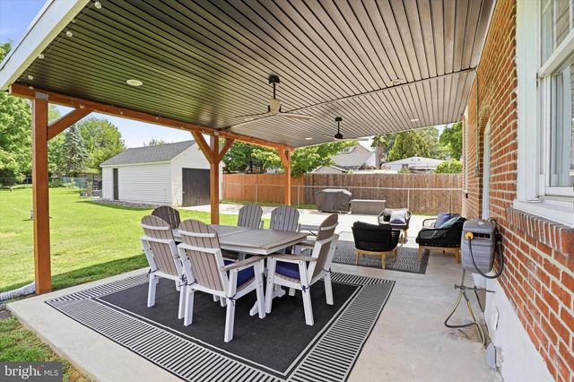 222 CROOKED LN, King Of Prussia, PA 19406