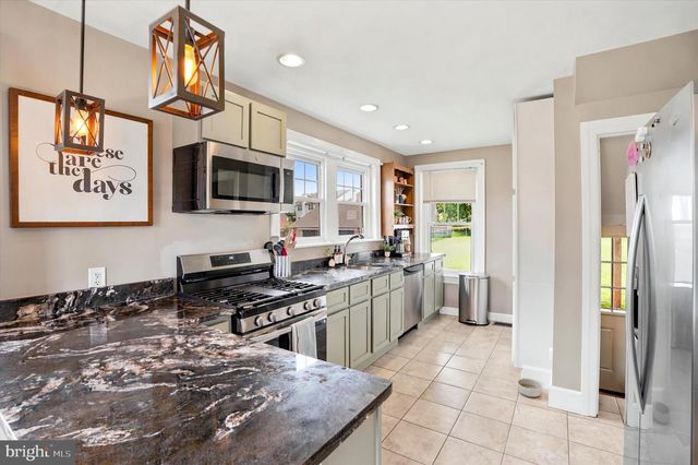 222 CROOKED LN, King Of Prussia, PA 19406
