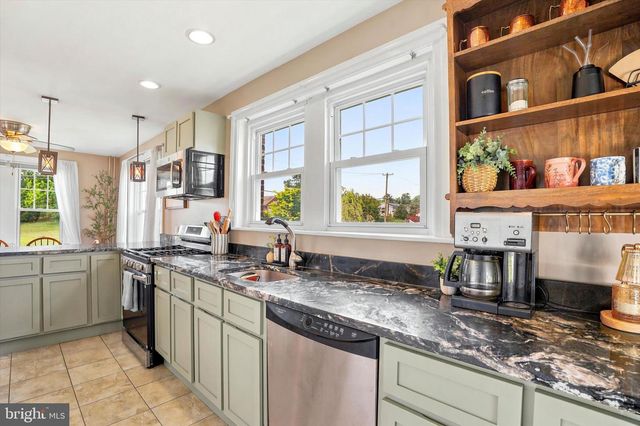 222 CROOKED LN, King Of Prussia, PA 19406