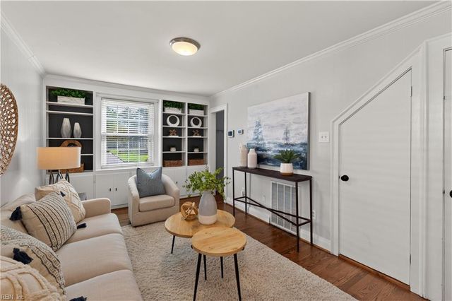 6019 Eastwood TER, Norfolk, VA 23508