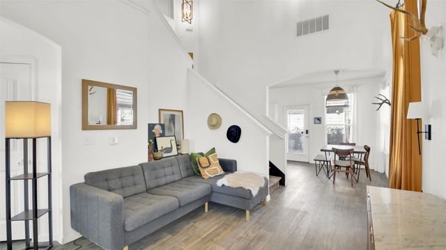 2208 Arborside DR, Austin, TX 78754