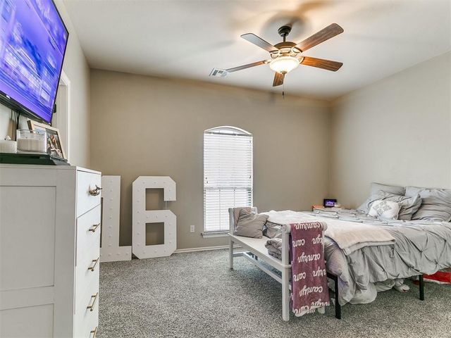 4605 E Pikeys Trail, Tuttle, OK 73089